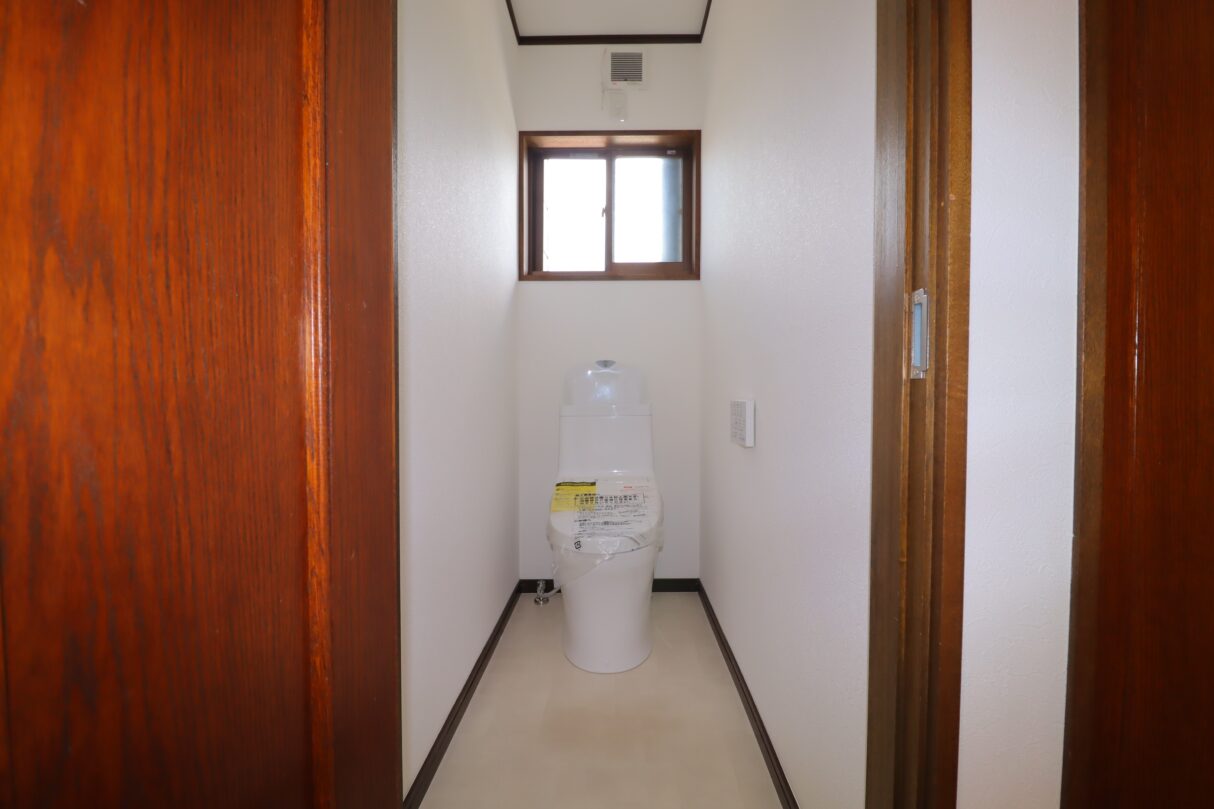 1階トイレ（自動洗浄付き）